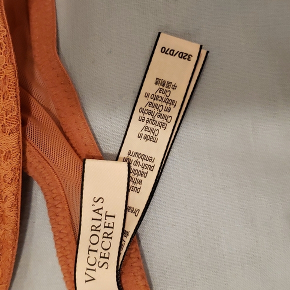 Victoria secret  push up bra - Picture 5 of 6